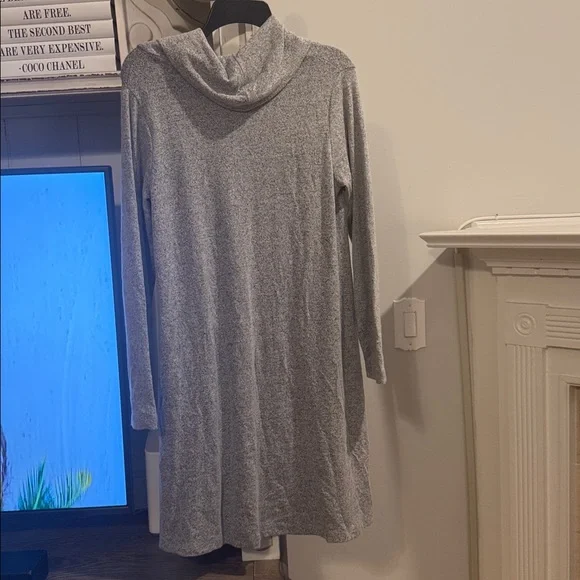 Lou & Grey Cowl Neck Long Sleeve Dress - Picture 5 of 5